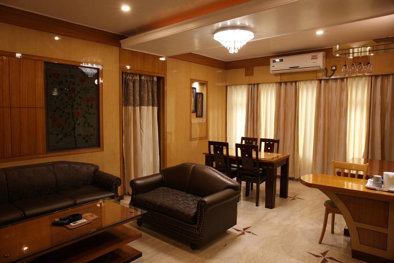 Hotel Welcome Palace Agartala Dış mekan fotoğraf