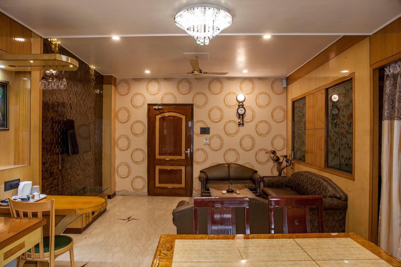 Hotel Welcome Palace Agartala Dış mekan fotoğraf