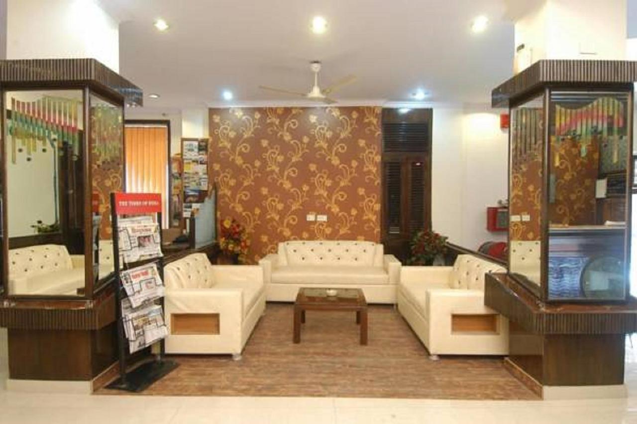 Hotel Welcome Palace Agartala Dış mekan fotoğraf